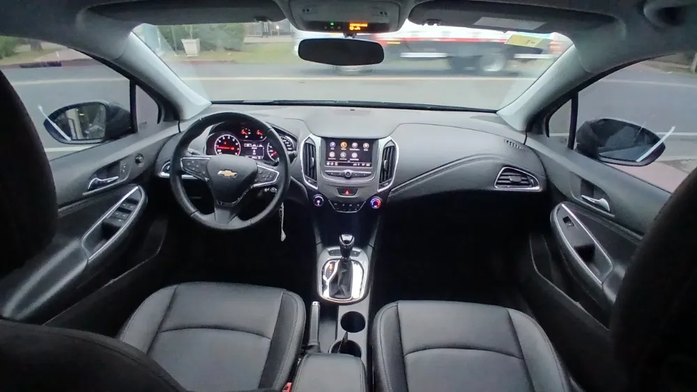 Chevrolet Cruze Lt  — foto 2