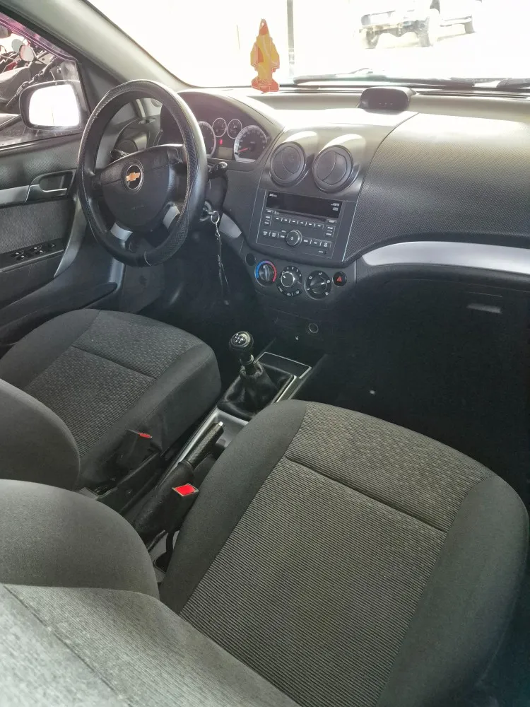 Chevrolet Aveo LT — foto 5