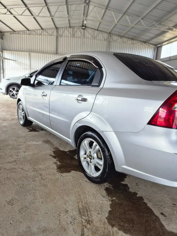Chevrolet Aveo LT — foto 6
