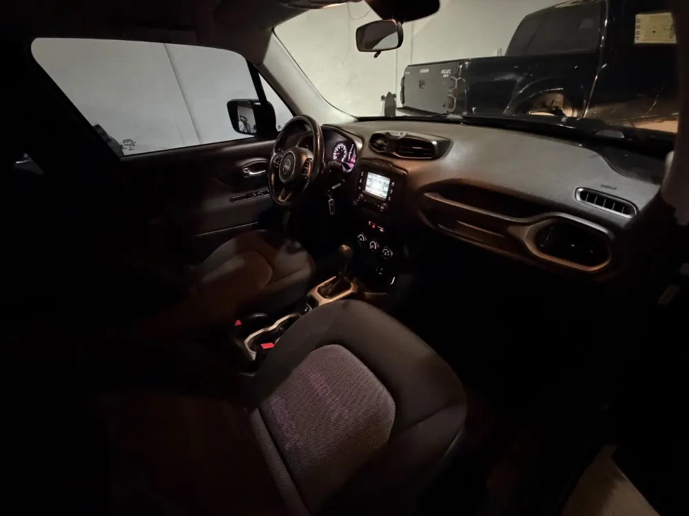 Jeep Renegade Sport 1.8 AT6 — foto 9
