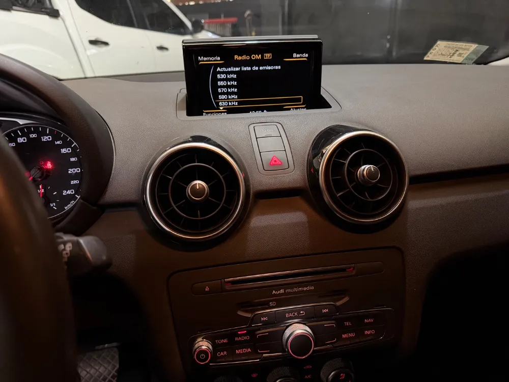 Audi A1 1.4t Fsi Ambition S-tronic — foto 10