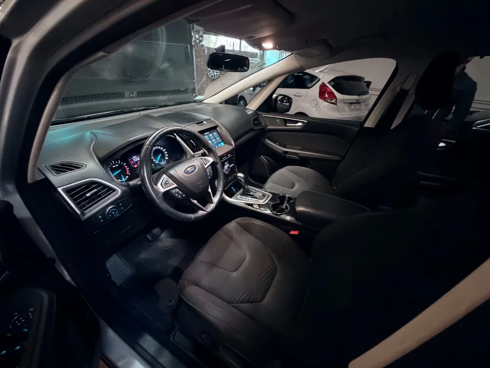 Ford S-Max 2.0 Trend — foto 6