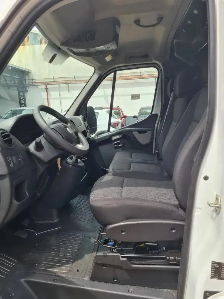 Renault Master 2.3 L1H1 — foto 3