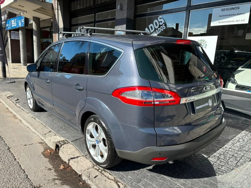 Ford S-Max  Titanium 2.3L At — foto 5