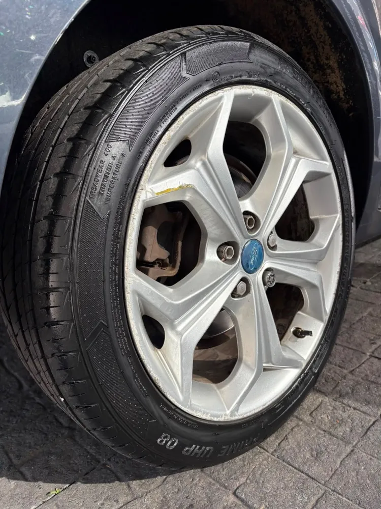 Ford S-Max  Titanium 2.3L At — foto 16