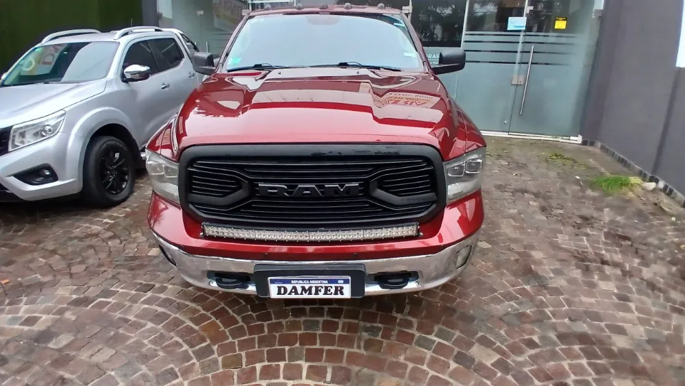 Dodge Ram Laramie 4x4  — foto 5