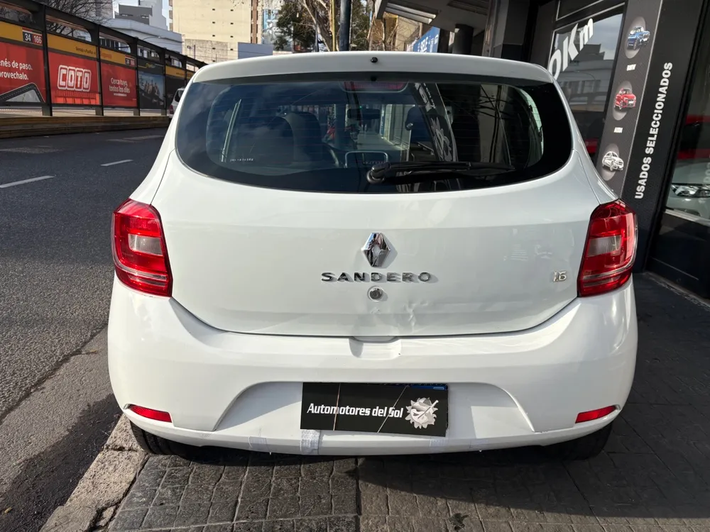 Renault Sandero 1.6 Authentique — foto 5