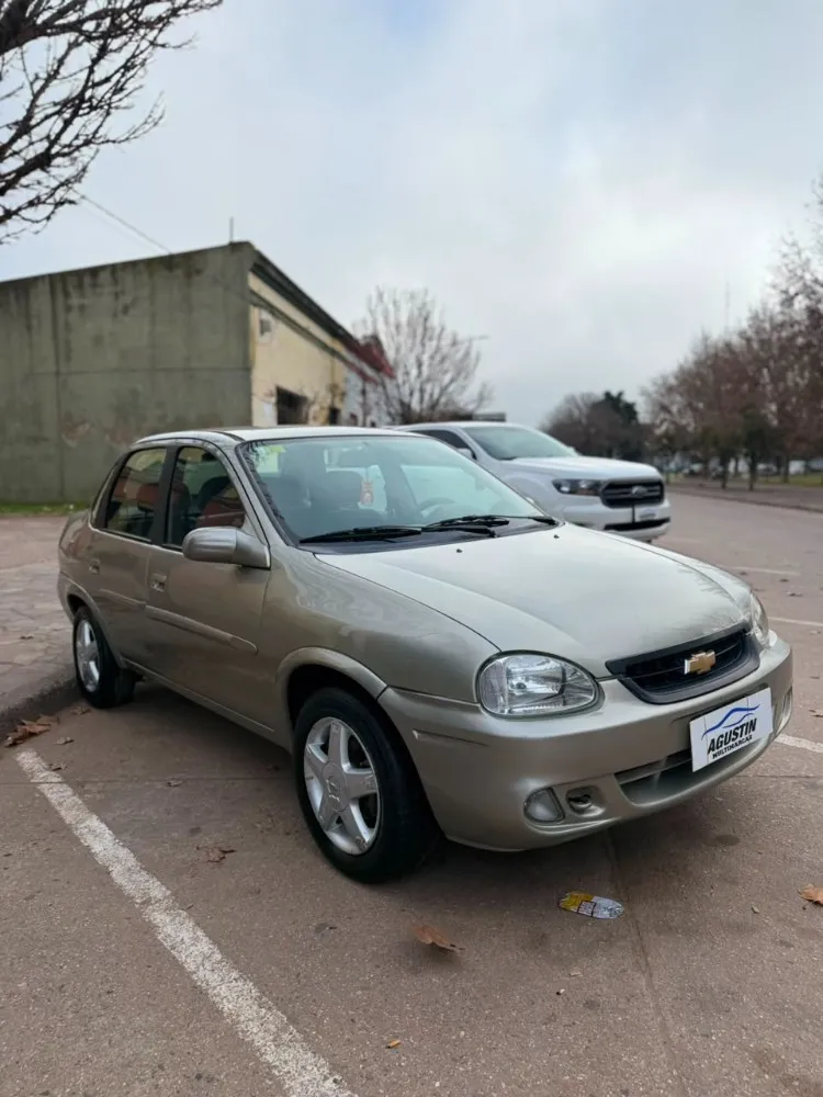 Chevrolet Corsa Classic — foto 9