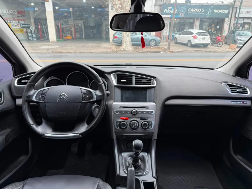 Citroën C4  LOUNGE THP 165 MT6 S EDITION — foto 11
