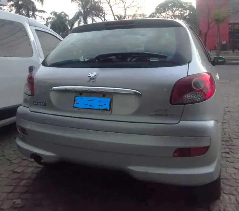 Peugeot 207 COMPACT XS 1.6 5P — foto 4