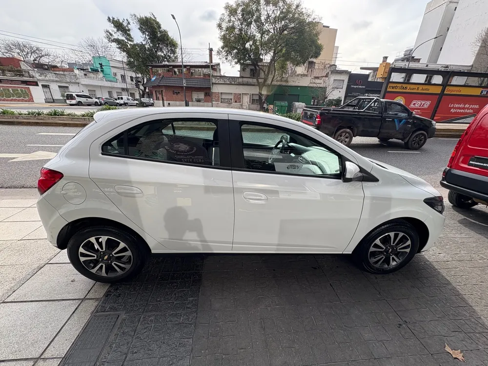 Chevrolet Onix 1.4 LTZ — foto 2
