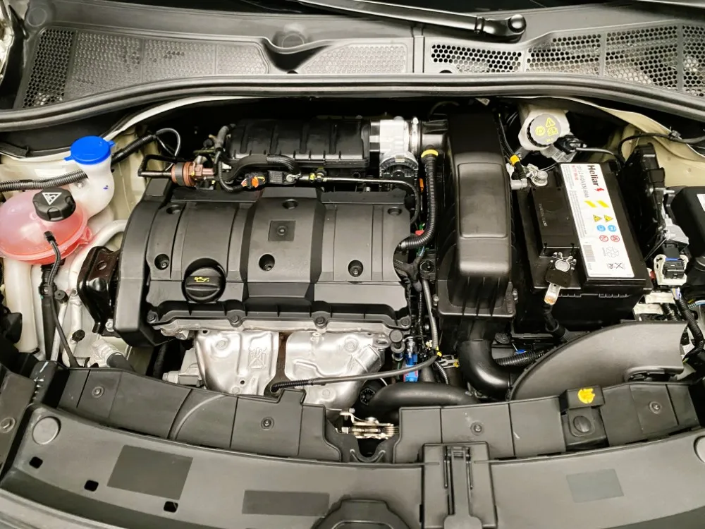 Citroën C4 Cactus 1.6 VTI Feel AT — foto 7
