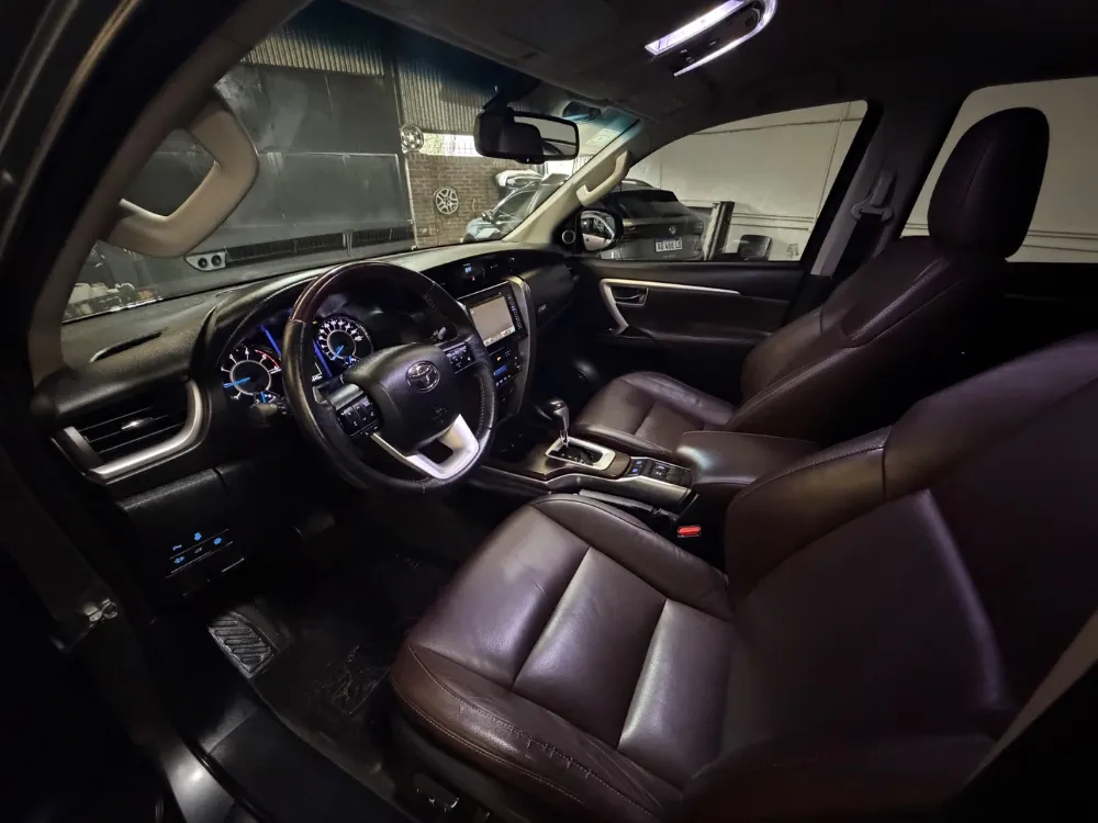 Toyota SW4 SRX 2.8 TDI — foto 7