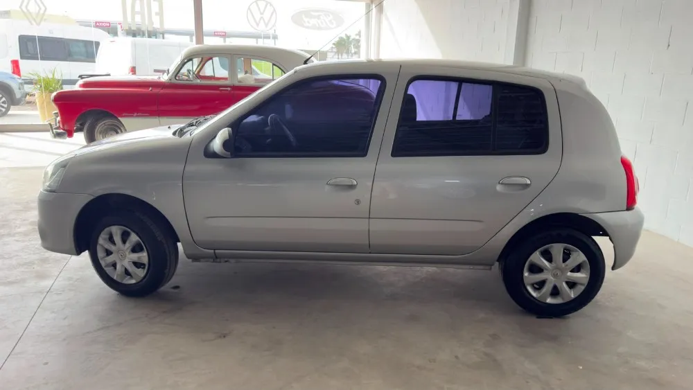 Renault CLIO MIO COMFORT 5 PUERTAS — foto 4