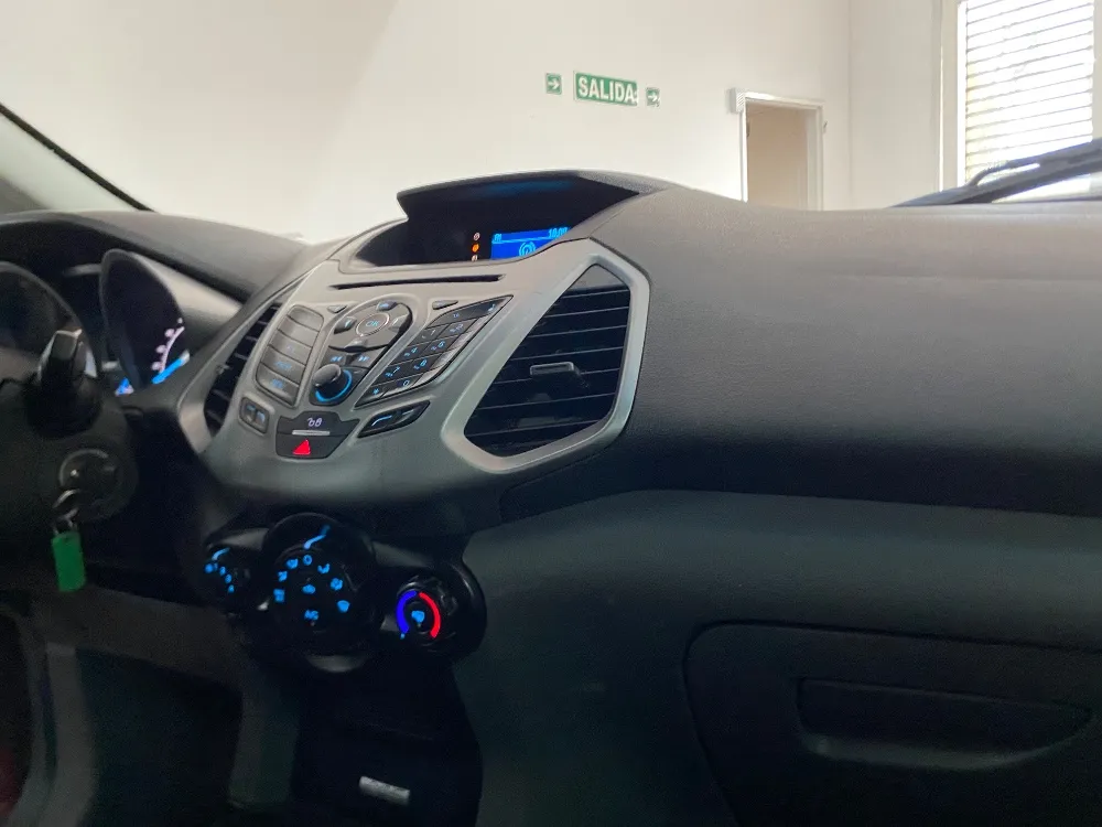 Ford ECO SPORT SE 1.6L MT — foto 10