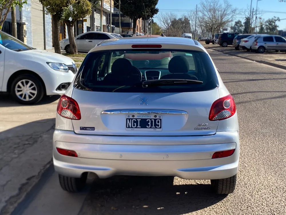 Peugeot 207 COMPACT 1.4 5P XS/ALLURE — foto 8
