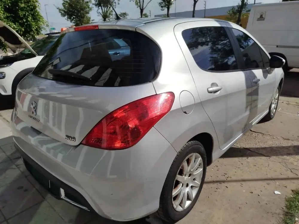 Peugeot 308 308 ALLURE NAV 115CV — foto 3