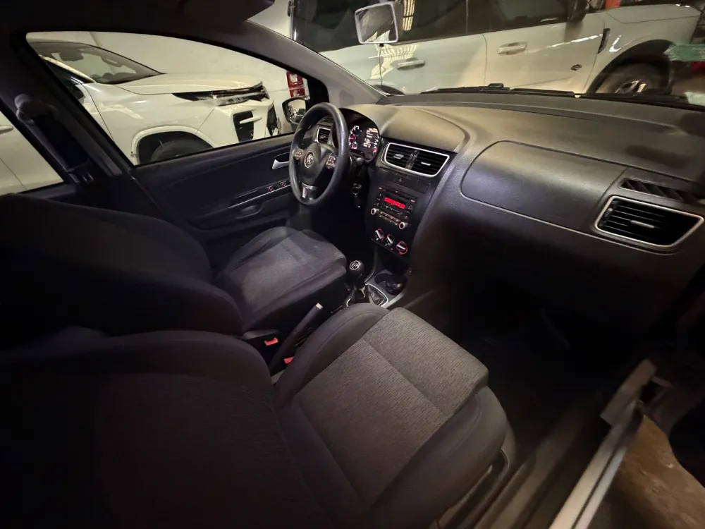 Volkswagen SURAN 5P 1,6 Comfortline — foto 9