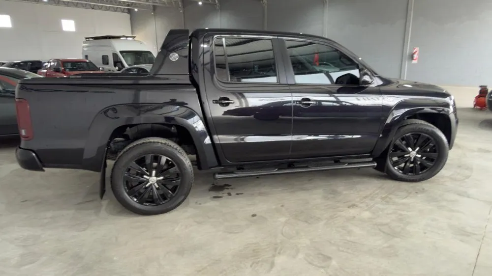 Volkswagen AMAROK PICK - UP D/C 3,0 Diesel V6 4X4 8AT Black Style 258CV — foto 9