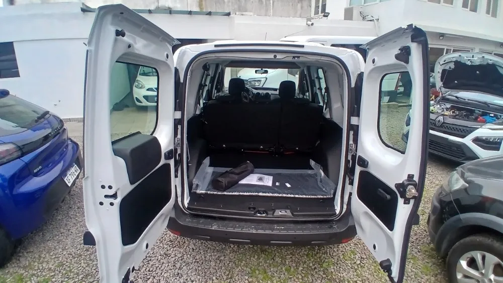 Renault KANGOO II EXPRESS Furgon 1,6 Sce Confort 114 5a — foto 5