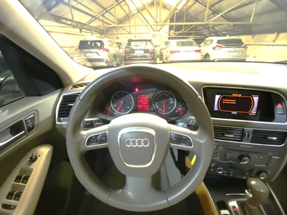 Audi Q5 3.2 FSI QUATTRO — foto 7