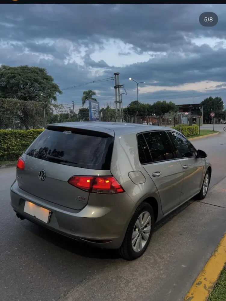 Volkswagen Golf 5P 1,4 TSI Comfortline DSG — foto 3