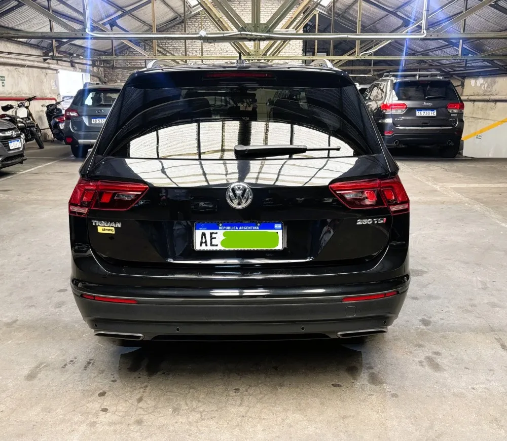 Volkswagen Tiguan ALLSPACE 1.4T 250 AUT — foto 4