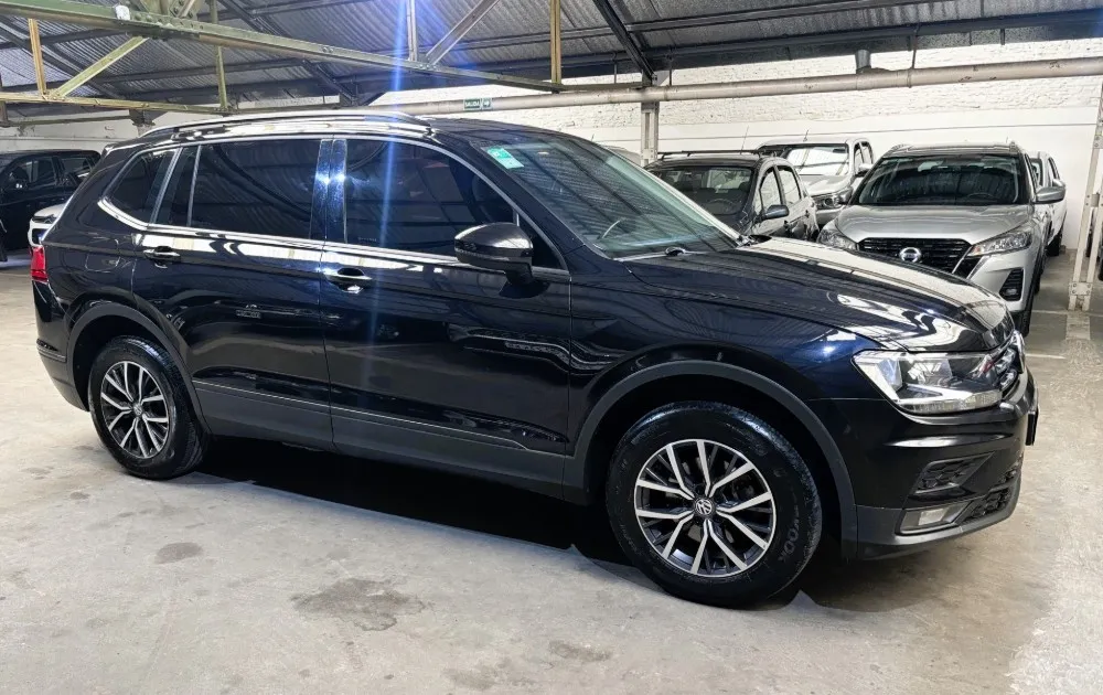 Volkswagen Tiguan ALLSPACE 1.4T 250 AUT — foto 5