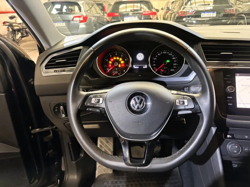 Volkswagen Tiguan ALLSPACE 1.4T 250 AUT — foto 11
