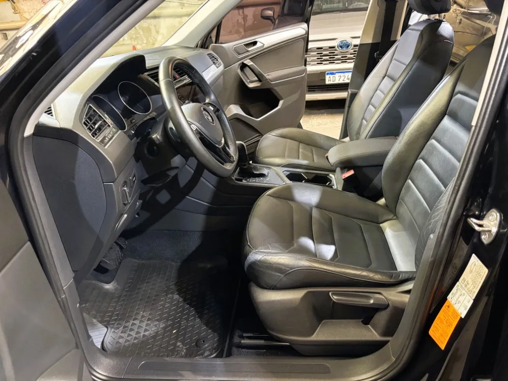 Volkswagen Tiguan ALLSPACE 1.4T 250 AUT — foto 13
