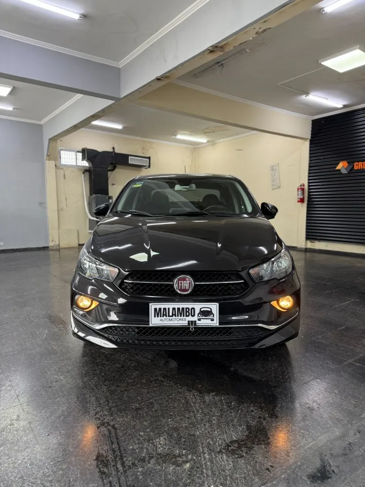 Fiat Cronos 1.8 16v Precision — foto 9