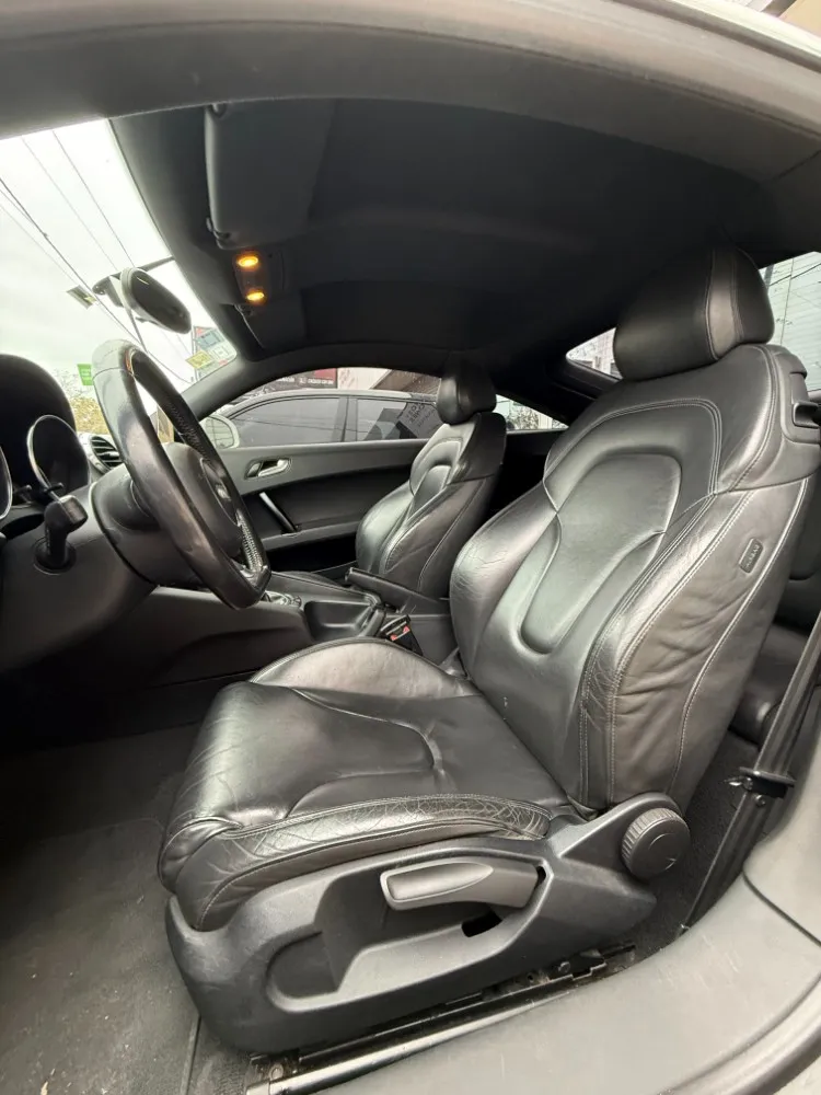 Audi TT 1.8 T-FSI — foto 2
