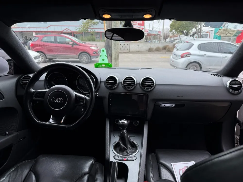 Audi TT 1.8 T-FSI — foto 8