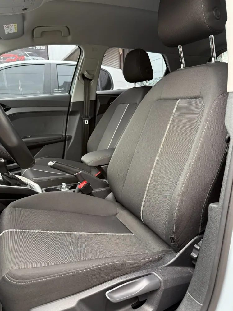 Audi A1 5P 1,0 Tfsi Sportback 30 116CV — foto 9