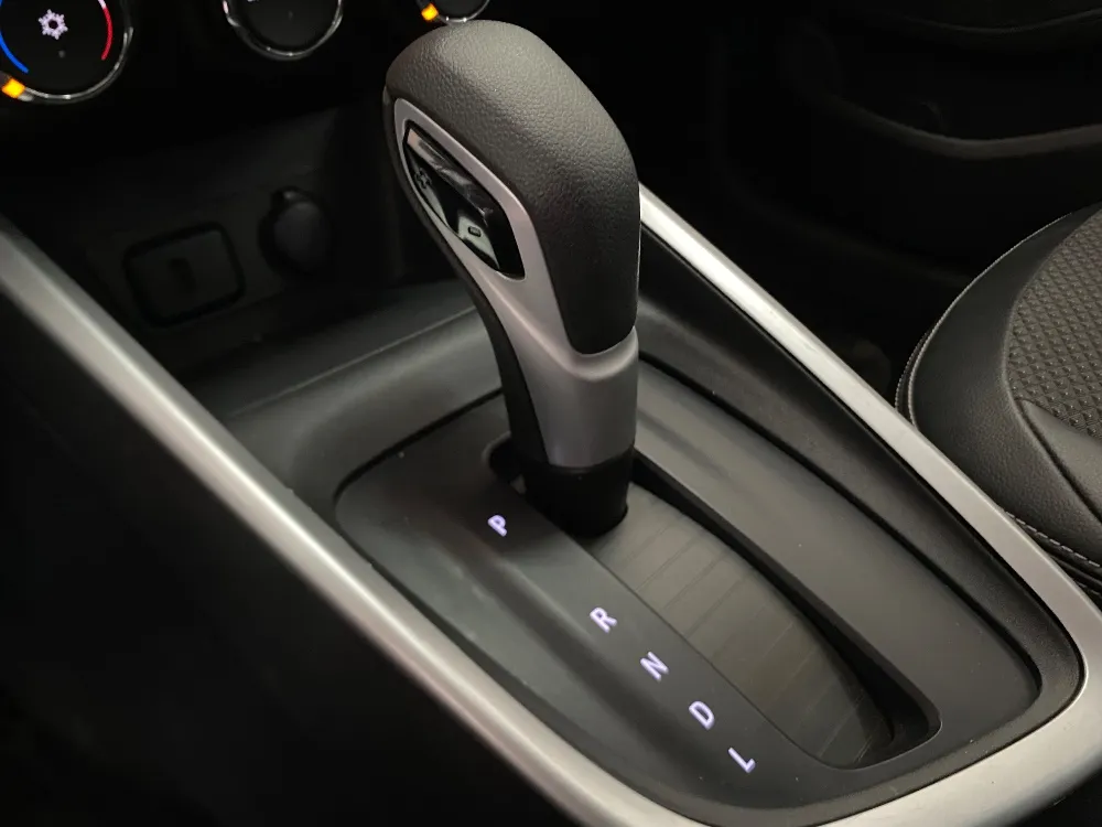 Chevrolet ONIX 4P 1,0 T Plus Ltz AT — foto 11