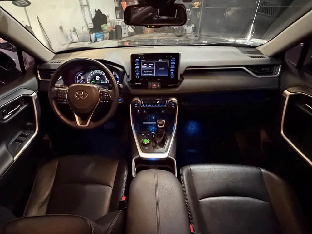 Toyota RAV - 4 5P 2,5 Limited 4X4 CVT Hybrid — foto 5