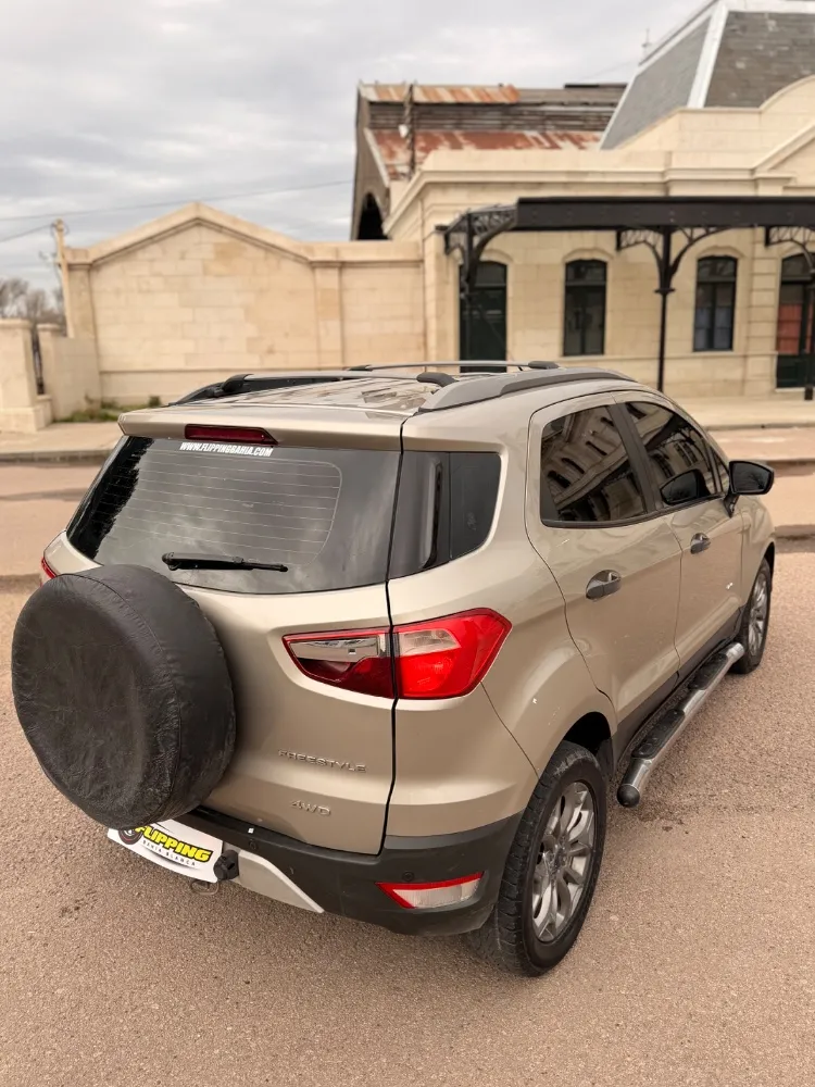 Ford ECOSPORT — foto 6