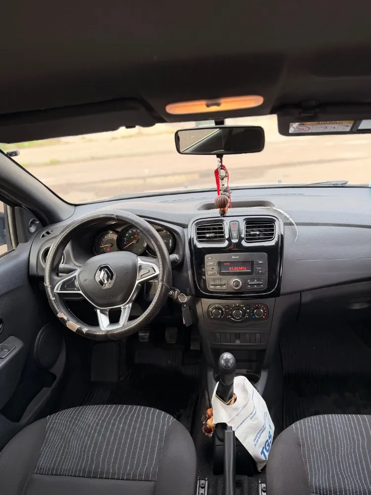 Renault SANDERO 5P 1,6 16V Life 2022 — foto 9