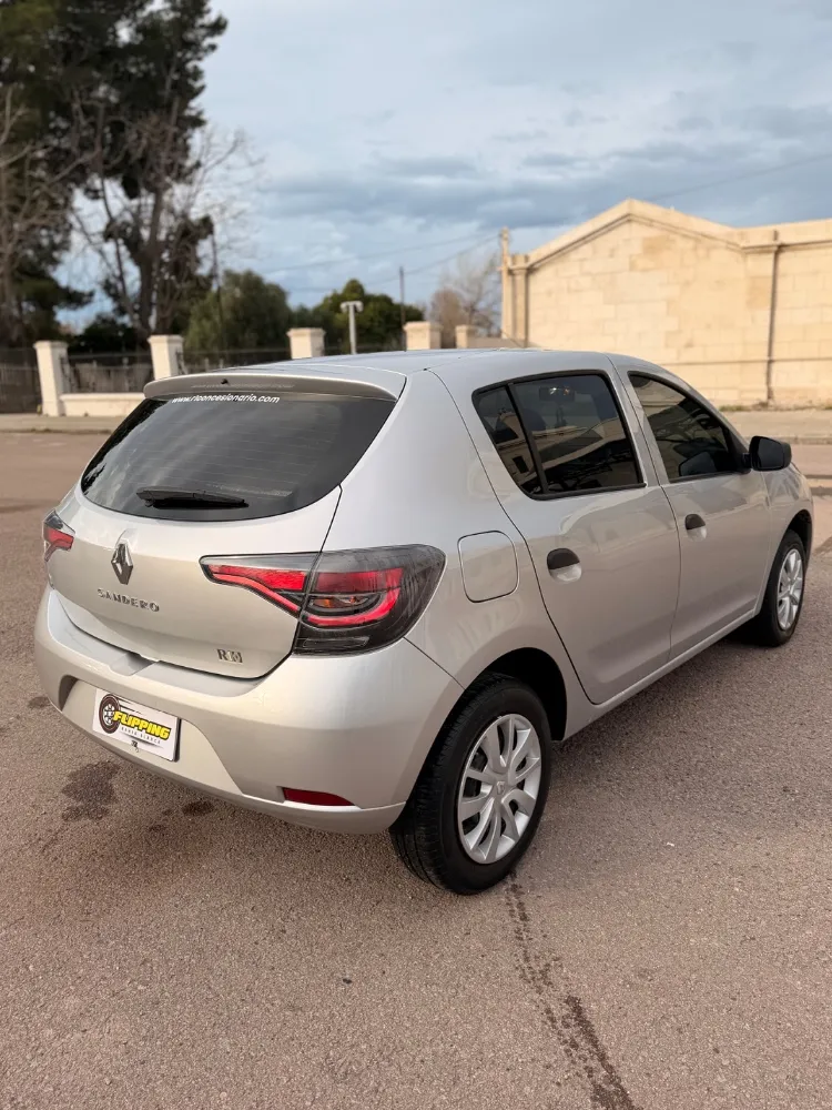 Renault SANDERO 5P 1,6 16V Life 2022 — foto 11