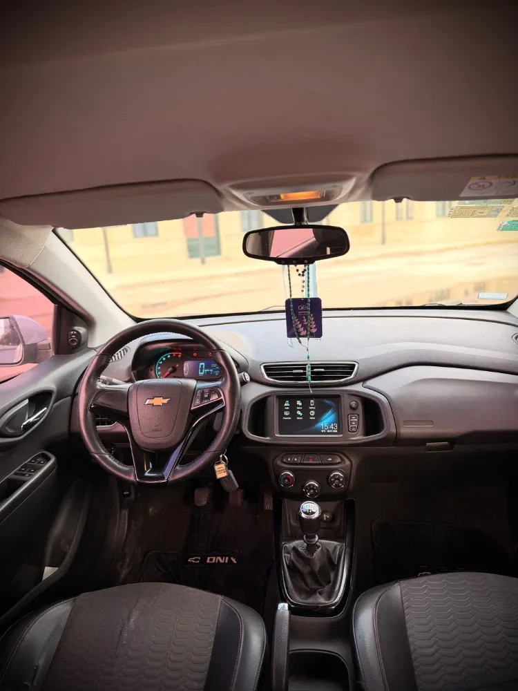 Chevrolet ONIX 4P 1,0 T Plus Lt — foto 3