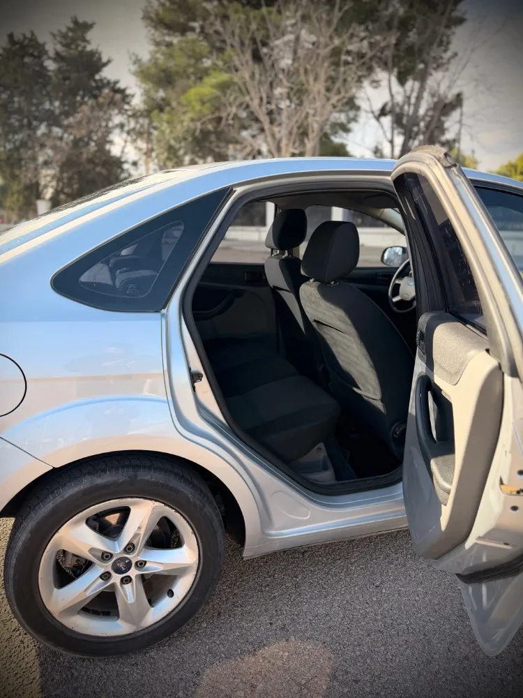 Ford FOCUS — foto 8