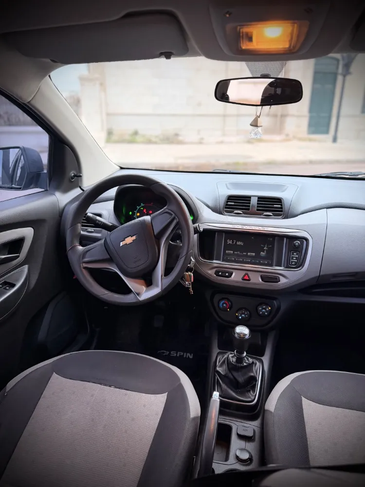 Chevrolet SPIN 5P 1,8 Lt 2018 — foto 8