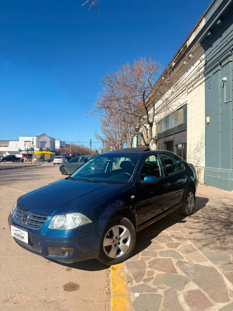 Volkswagen Bora  2,0  — foto 4