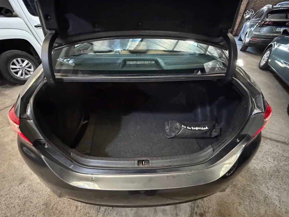 Toyota Corolla 4P 1,8 Xli — foto 6