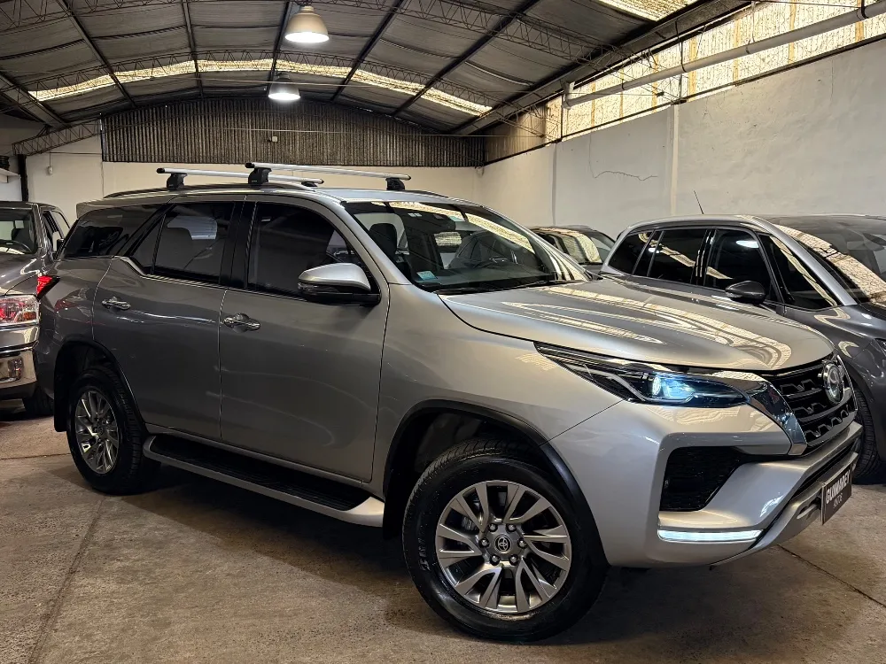Toyota SW4 Srx 4X4 2.8 TDI 7a AT — foto 2