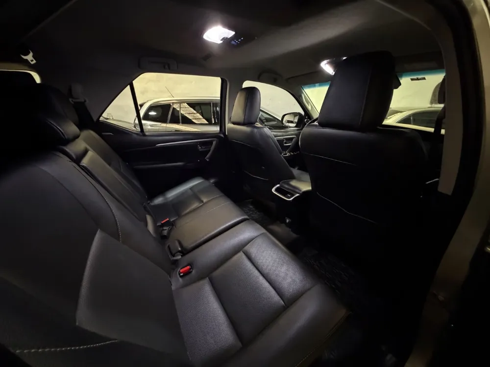 Toyota SW4 Srx 4X4 2.8 TDI 7a AT — foto 8