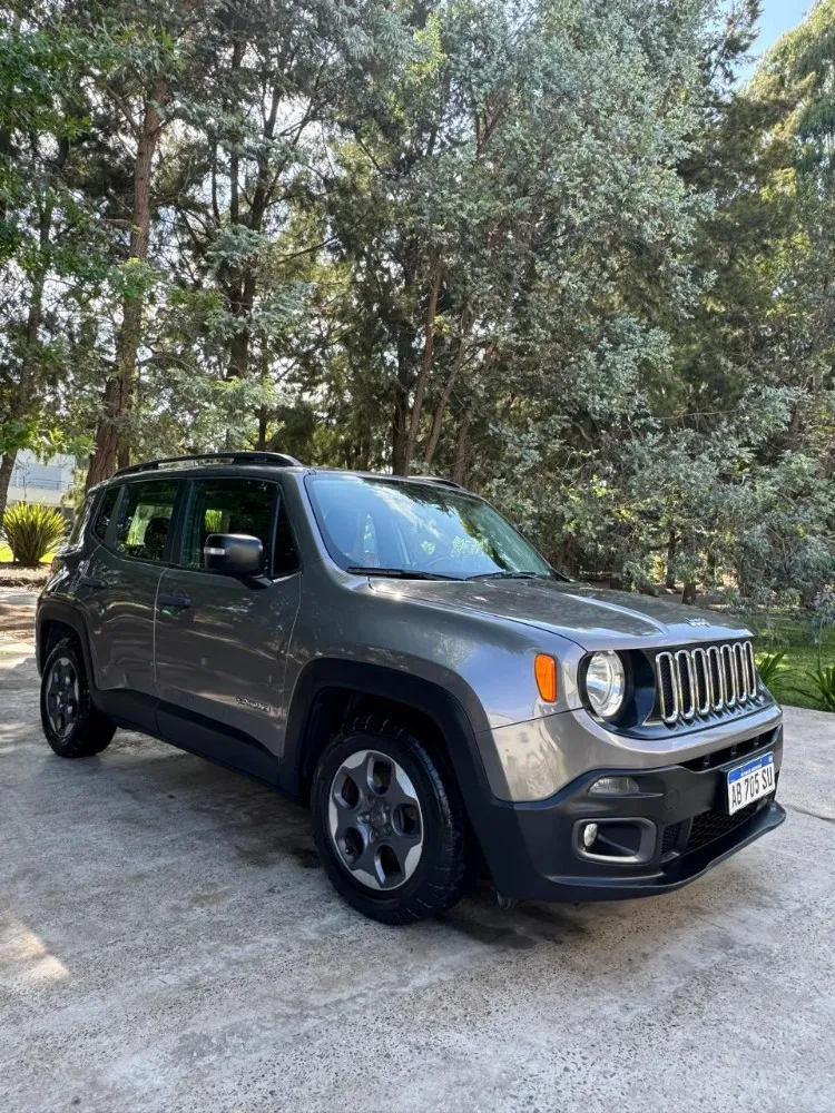Jeep Renegade Sport — foto 2