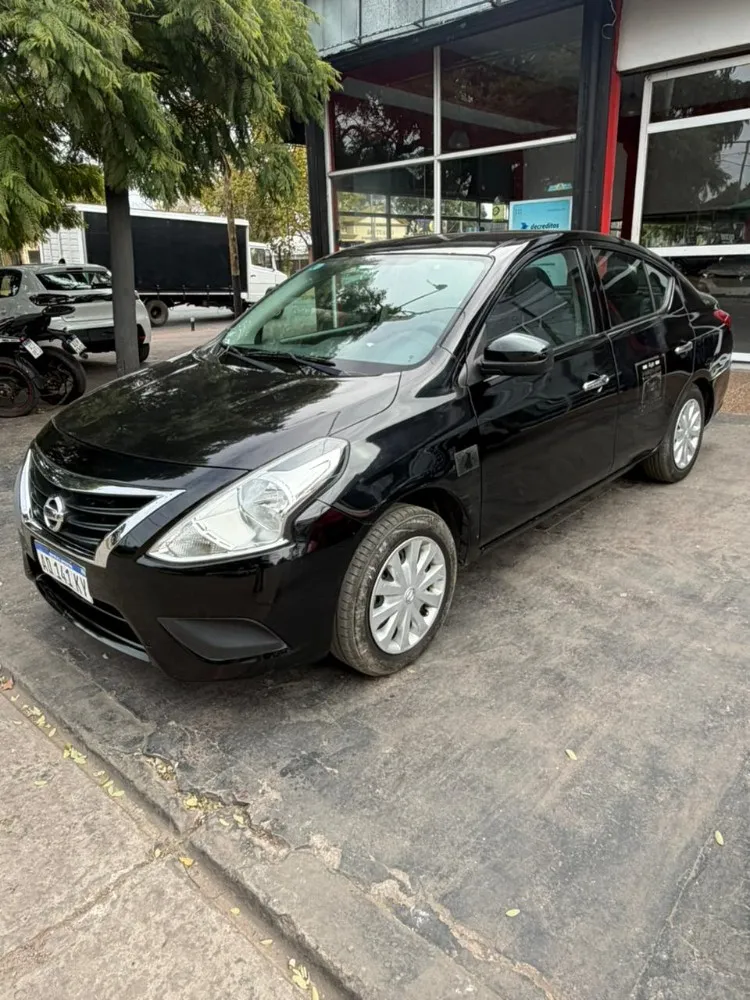 Nissan Versa sense pure drive — foto 6