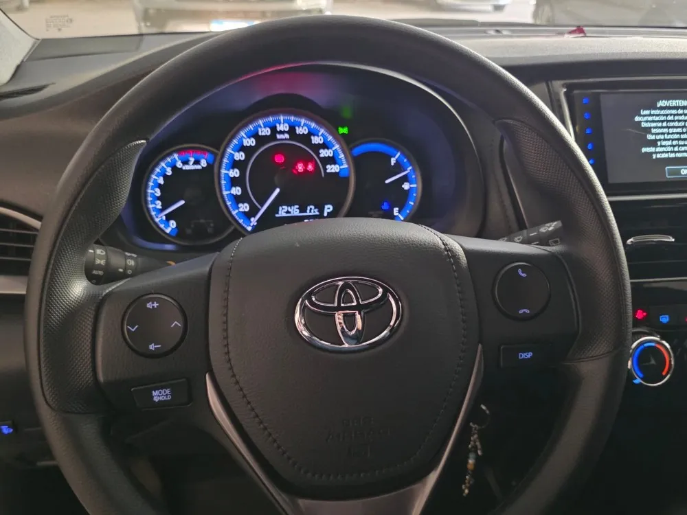 Toyota YARIS 5P 1,5 Xs CVT 2023 — foto 7