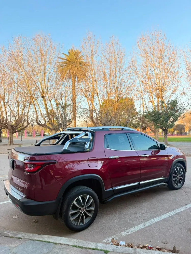 Fiat Toro VOLCANO 4X4 — foto 3